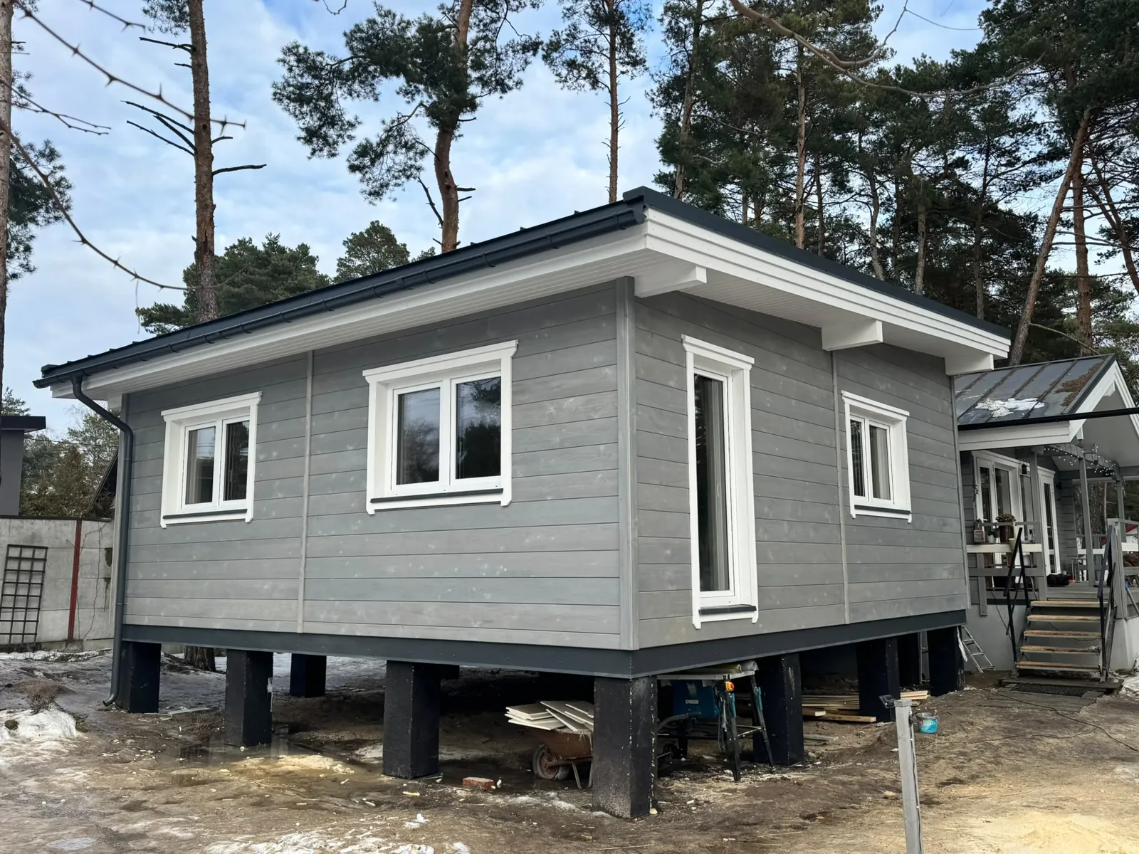 Dobudowa w stylu skandynawskim — realizacja STEGA