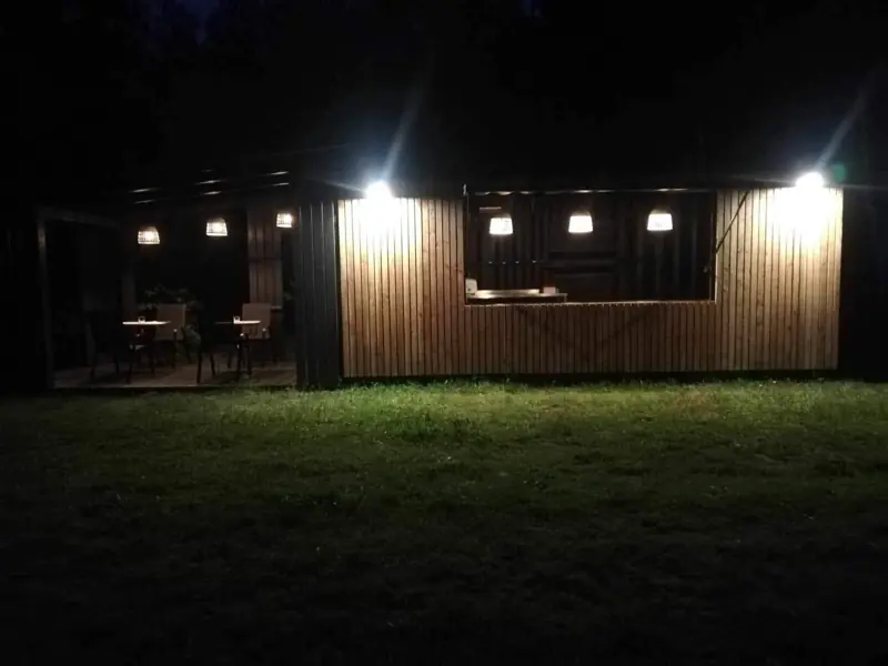 Obudowa kontenera gastronomicznego — realizacja STEGA, zdjęcie 6